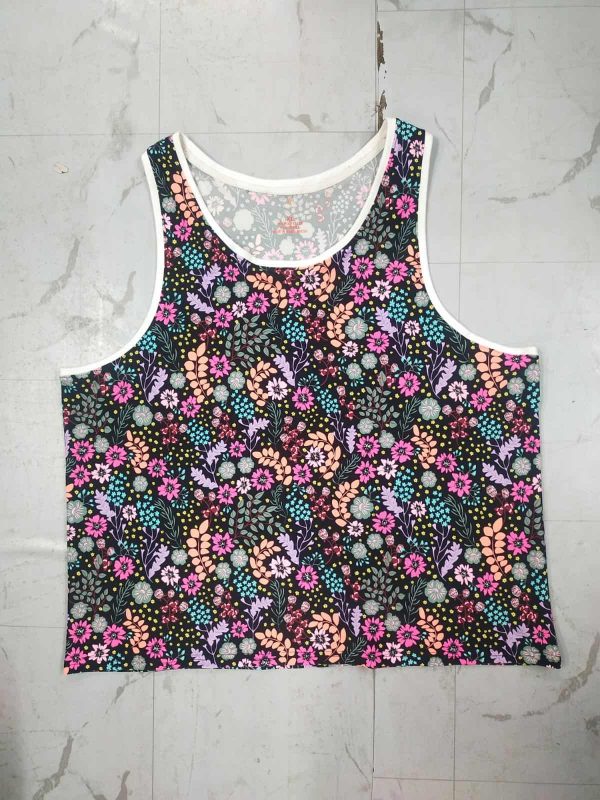 Custom tank top manufacturer for fitness, streetwear & fashion brands. OEM/private label services with premium fabrics, printing, and low MOQ.